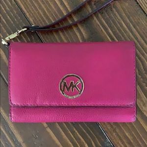 Michael Kors Phone Wristlet Wallet
